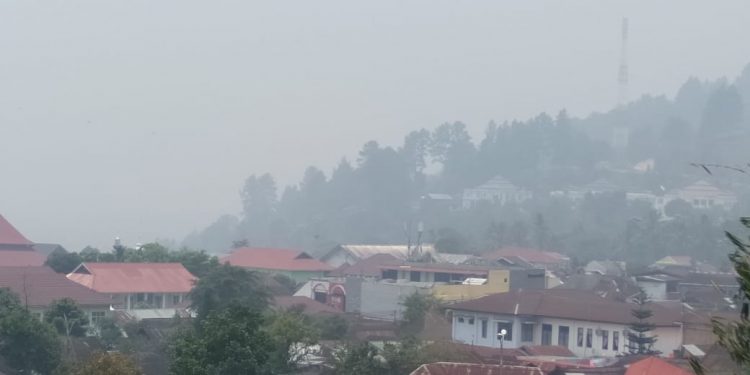 Akibat Kabut Asap Warga Mulai Terserang Ispa
