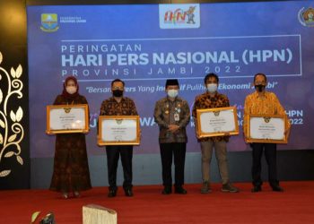 Gubernur Ali l Haris : Peran Pers Bagi Pemerintah dan Masyarakat
