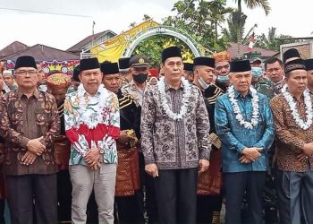 Bupati Kerinci Adirozal Hadiri Kenduri Sko 2 Desa Sungai Medang