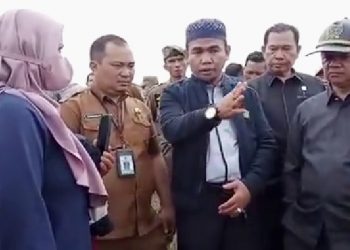 Terima Aduan Warga Ada Yang Gatal-gatal, Ketua DPRD Fajran Minta Dinkes Segera Turun ke Rumah Warga