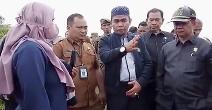 Terima Aduan Warga Ada Yang Gatal-gatal, Ketua DPRD Fajran Minta Dinkes Segera Turun ke Rumah Warga