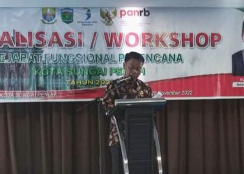 Sekda Alpian : Perencana Daerah Harus Pahami Substansi dan Miliki Jaringan Luas
