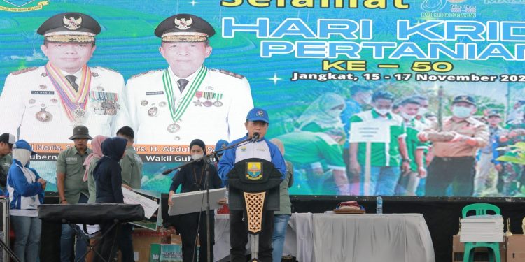 Gubernur Al Haris Ajak Petani Tingkatkan Produksi dan Tanam Tanaman Konsumtif