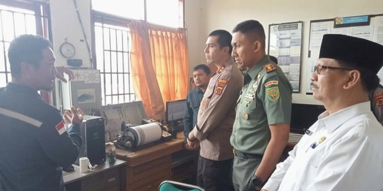 Erupsi Gunung Kerinci, Kapolres bersama Dandim Kunjungi Pos Pengamatan Gunung Api Kerinci