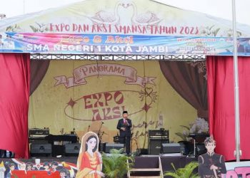 Gubernur Al Haris: Budaya Penting Untuk Bentuk Karakter Siswa