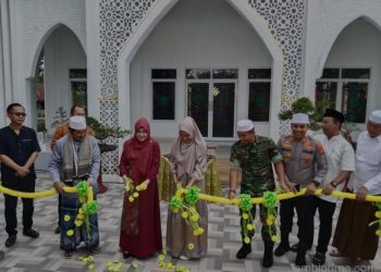 Bupati Tanjabbar, H.Anwar Sadat Hadiri Peresmian Masjid As-Syarif Kodim 0419/ Tanjab