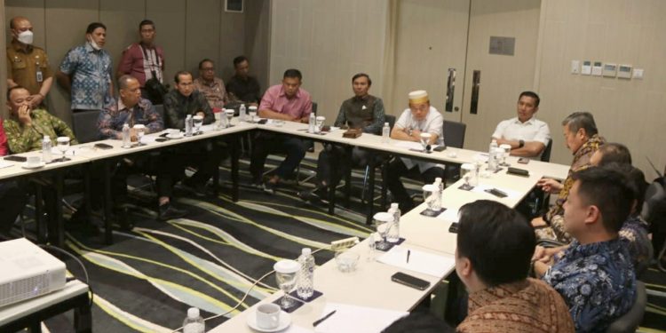 Gubernur Al Haris Tegaskan Perusahaan Batubara Segera Selesaikan Jalan Khusus