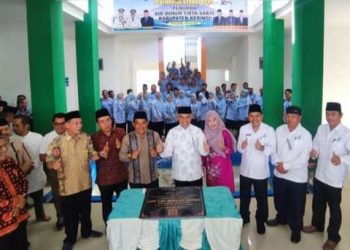 Resmikan Gedung Baru, Bupati Adirozal Harapkan Perumda Tirta Sakti Tingkatkan Layanan