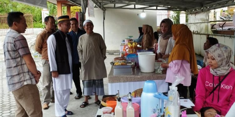 Kunjungi Pasar Takjil Ramadhan Fair, Ketua DPRD Fajran: Semoga Pelaku UMKM Ikut Ambil Manfaat