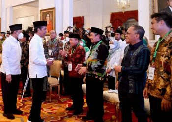 Peduli Zakat, Gubernur Jambi Al Haris Diundang Presiden Jokowi ke Istana
