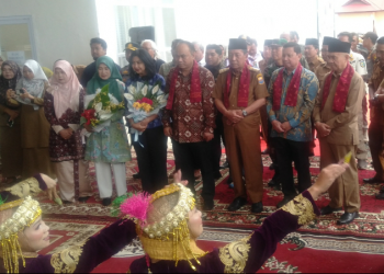 Dampingi Kunker Wamendes RI di Kerinci, Wagub Sani: Perhutanan Sosial Harus Diurus Lintas Sektor