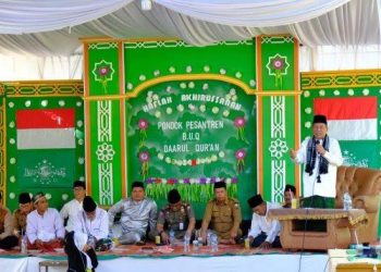 Wagub Sani Ajak Masyarakat Tingkatkan Ibadah
