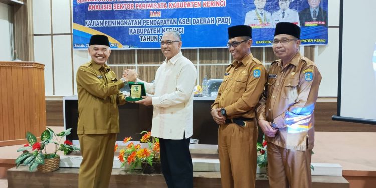 Bupati Adirozal Buka Seminar dan FGD Analisis Sektor Pariwisata untuk Peningkatan PAD