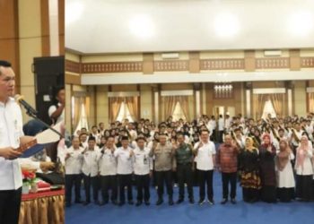 Wawako Antos Kukuhkan 123 Orang Duta Genre dan TPPS Kota Sungai Penuh Periode 2023 – 2025