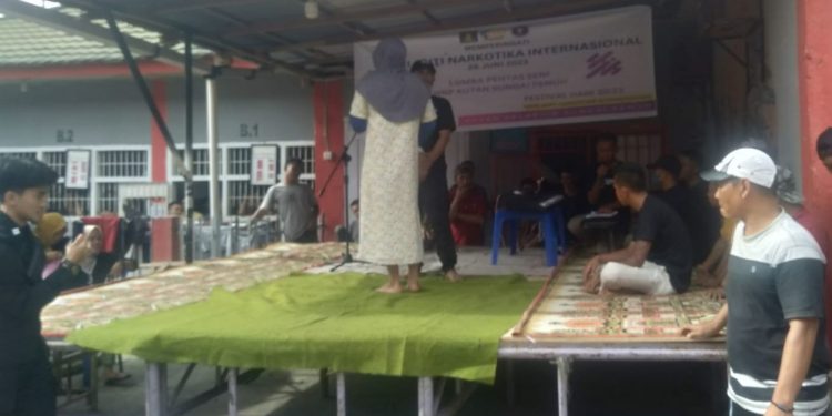 Peringati HANI, WBP Rutan Sungai Penuh Ikuti Lomba Pentas Seni Perang Terhadap Narkoba