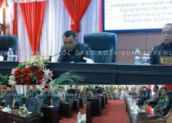 DPRD Gelar Paripurna Tanggapan Walikota atas Pandangan Umum Fraksi-fraksi Dewan atas Ranperda Pertanggungjawaban APBD 2022