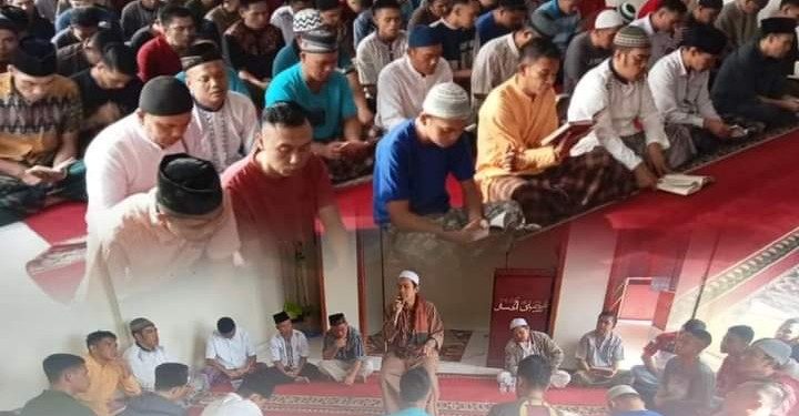 WBP Rutan Sungai Penuh Ikuti Pengajian Rutin Yang Diisi Dengan Tausiyah