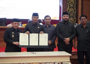 Gubernur Al Haris : Saran Positif Masukan Dewan Sebagai Evaluasi Kinerja Pemerintah
