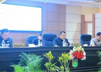 Dipimpin Ketua DPRD Lendra Wijaya, DPRD Sungai Penuh Gelar Paripurna III Terhadap Ranperda APBD-P