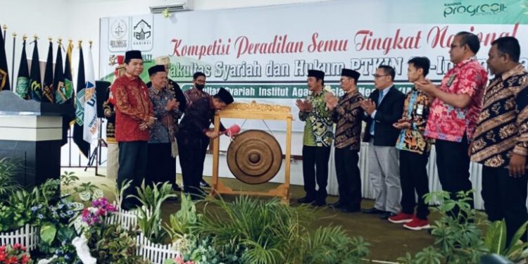 Gubernur Al Haris Hadiri Kompetensi Peradilan Semu Tingkat Nasional di Sungai Penuh