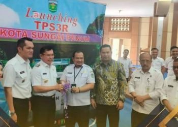 Pimpinan DPRD Yoshadi Hadiri Launching TPS 3R Kota Sungai Penuh