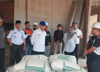 Bupati Kerinci Adirozal Tinjau Progres Pembangunan RS Pratama Tipe D Bukit Kerman