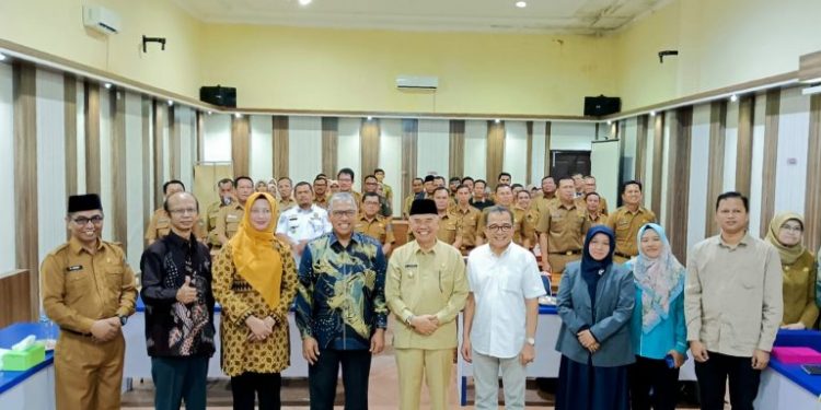 Bupati Kerinci Adirozal Buka Seminar Akhir Penelitian Analisis Sektor Pariwisata dan Kajian Peningkatan PAD Tahun 2023