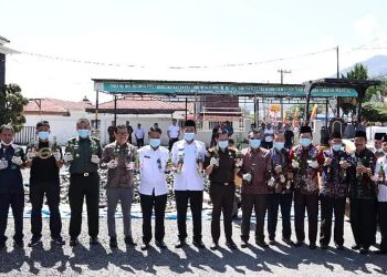 Pj Bupati Kerinci Asraf Ikuti Pemusnahan Miras di Kejari Sungai Penuh