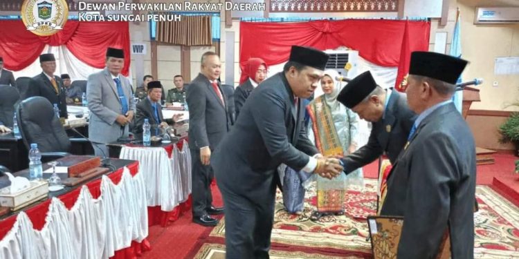 Hadiri Pergantian Dirinya, Hutri Randa Akan Fokus Berkarya Bersama Rakyat.