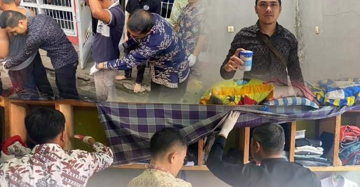 Deteksi Dini Jelang Tahun Baru 2024, Petugas Rutan Sungai Penuh Geledah Kamar Hunian WBP