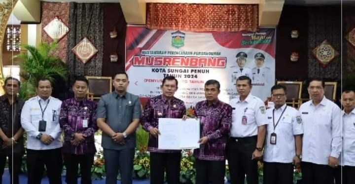 Wako Ahmadi Buka Musrenbang Kota Sungai Penuh 2024