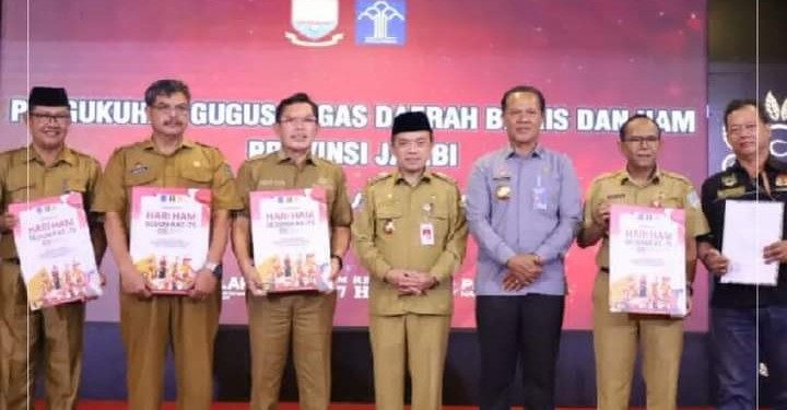 Pemkot Sungai Penuh Terima Penghargaan Kab/Kota Peduli HAM
