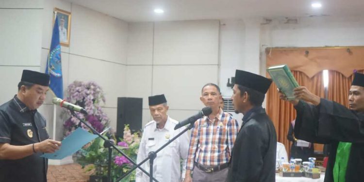 PJ.Bupati Mukti Melantik Pimpinan Baznas Merangin