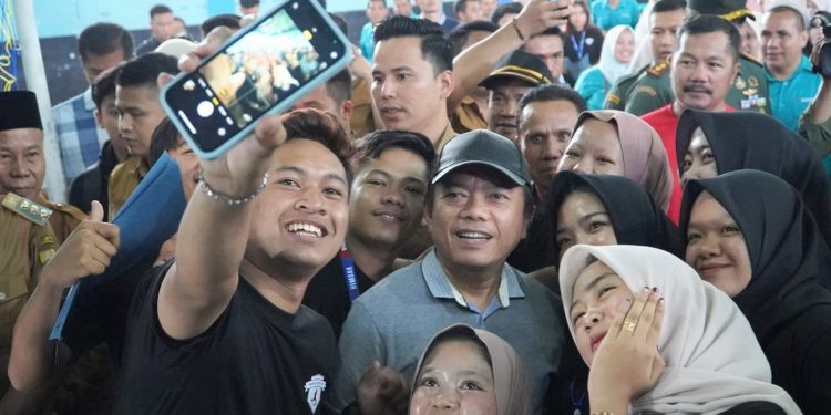 Buka Turnamen HIMSAK Futsal Cup II, Gubernur Al Haris: Saya Bangga Himsak Solid Menatap Masa Depan