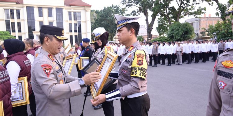 Polres Kerinci Terima Penghargaan Dari Kapolda Jambi Atas Kebersihan Mako Polres