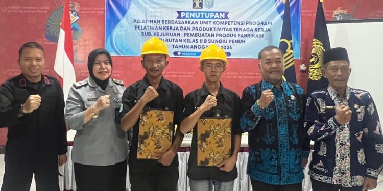 Kadiv Pemasyarakatan Kemenkumham Jambi Menutup Pelatihan Kemandirian Rutan Sungai Penuh