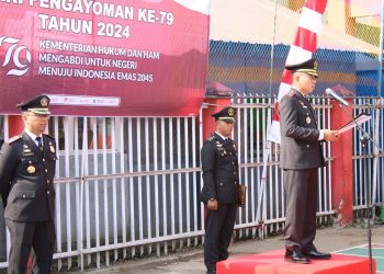 Peringati Hari Pengayoman Ke-79, Imigrasi Kerinci Bersama Rutan Sungai Penuh Laksanakan Upacara Bendera