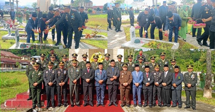 HUT TNI ke-79, Dandim 0417/Kerinci Pimpin Ziarah rombongan di TMP Bhakti Semumu