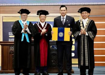 Laksanakan Ujian Doktor Terbuka, Menteri AHY Lulus dengan Predikat “Cumlaude”
