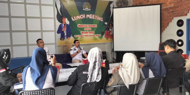 Pererat Silaturahmi, Imigrasi Kerinci Gelar Lunch Meeting Bersama Insan Pers