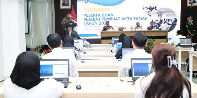 Buka Ujian PPAT 2024, Wamen Ossy Harapkan PPAT Turut Dukung Layanan Pertanahan yang Adil, Merata, dan Berkesinambungan