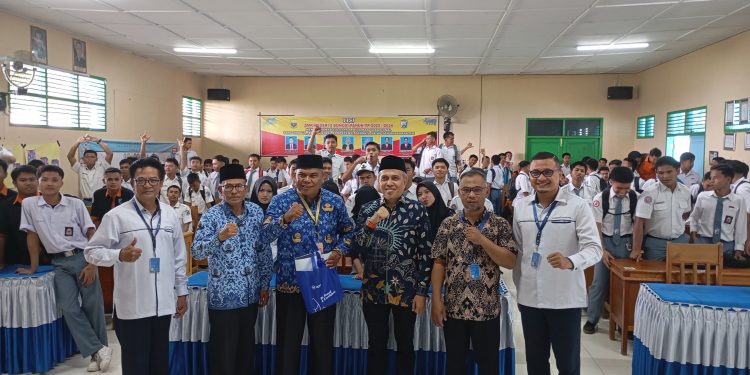 SMKN 2 Sungai Penuh Sambut Baik Kunjungan Wakil Rektor Universitas Bung Hatta