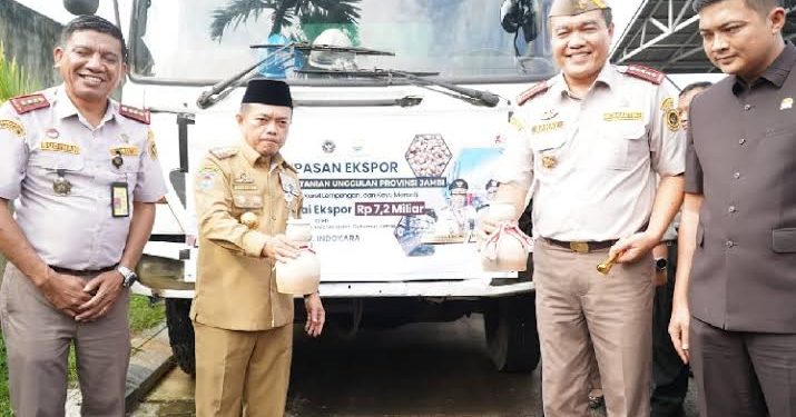 Lepas Komoditas Senilai Rp 7,2 Milyar, Gubernur Al Haris Dorong Peningkatan Kinerja Ekspor Pertanian Jambi
