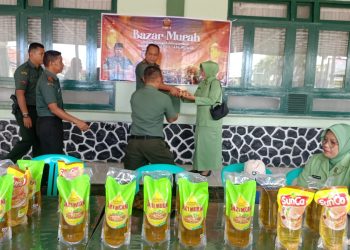 Bantu Masyarakat Penuhi Kebutuhan Pokok, Kodim 0417/ Kerinci Gelar Pasar Murah Jelang Idul Fitri 