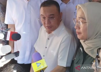 Sri Mulyani Dikabarkan Mundur Usai Bertemu Prabowo? Ini Klarifikasi Tegas dari Dasco