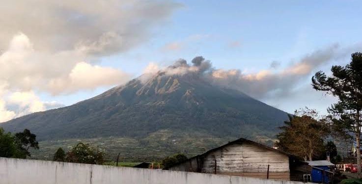 Gunung Marapi Kembali Menggeliat, Warga Diminta Tetap Waspada