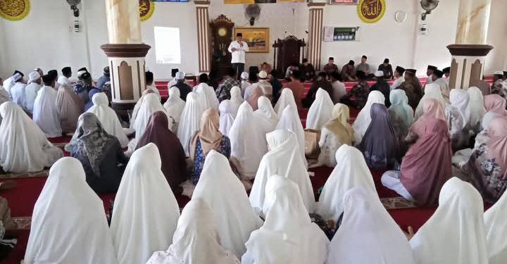 283 Calon Jamaah Haji Kerinci Manasik Haji Tingkat Kecamatan