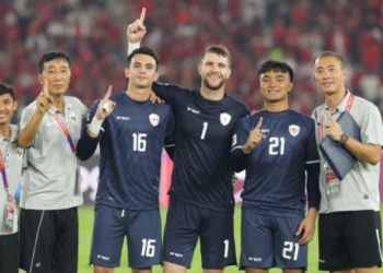 Cyrus Margono Resmi Gabung Timnas, Maarten Paes Mulai Tergeser? Ini Kata Sang Kiper