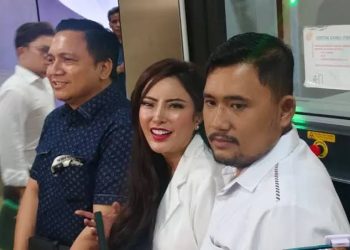 Bongkar Kasus Lisa, Ayu Aulia Serahkan Bukti Lengkap Terkait Laporan Ridwan Kamil