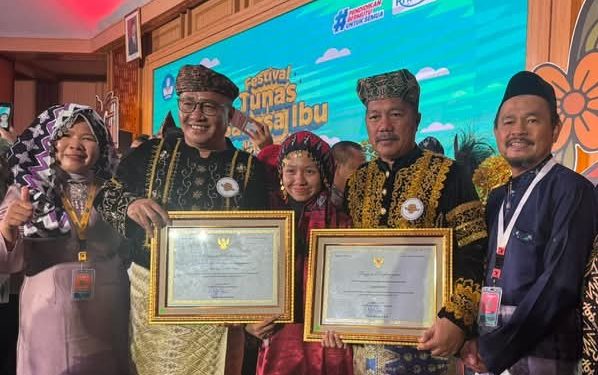 Wali Kota Alfin Terima Penghargaan Nasional atas Komitmen Lestarikan Bahasa dan Budaya Lokal
